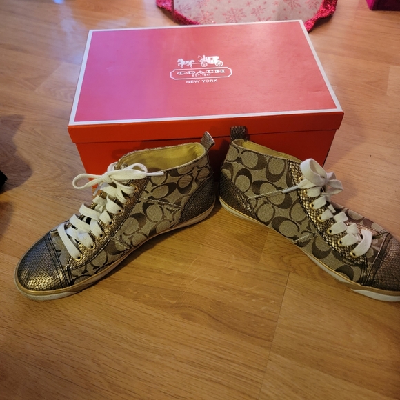 Coach high top sneakers - Picture 2 of 7